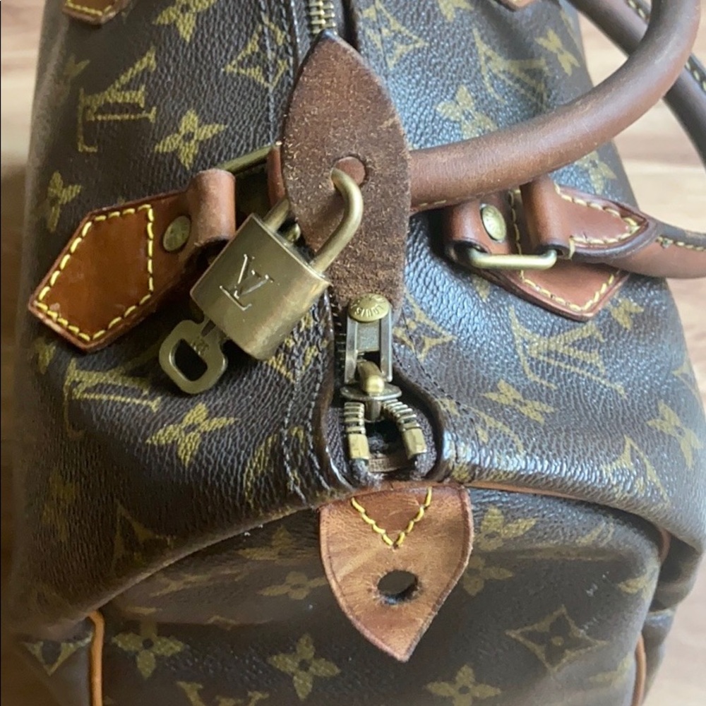 Louis Vuitton Speedy 25 - Picture 12 of 16